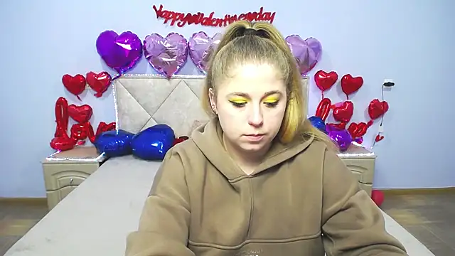 Snapshot of JessikaDaniel chatting on February 21, 7:12 am JessikaDaniel online show from February 21, 7:12 am