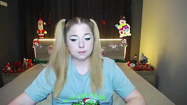 JessikaDaniel online show from December 16, 7:35 am