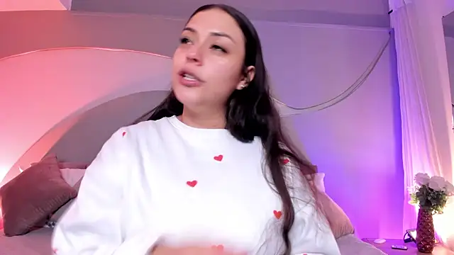 Nicolle W online show from March 20, 11:48 am