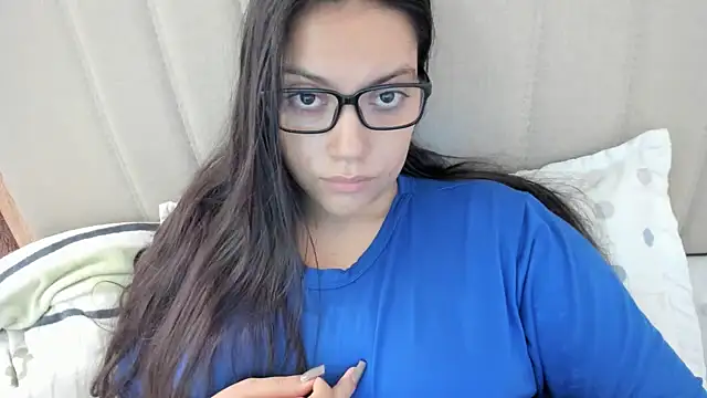 roniewester online show from September 16, 12:06 pm