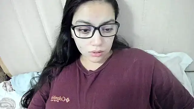 roniewester online show from December 23, 2:31 am