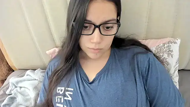 roniewester online show from March 12, 5:41 pm