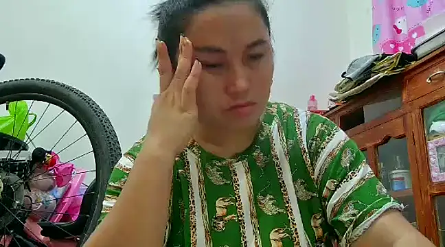 Snapshot of LalaiAsian chatting on December 22, 5:21 pm LalaiAsian online show from December 22, 5:21 pm