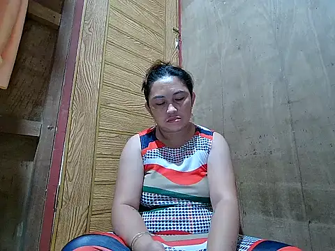 LalaiAsian online show from November 29, 8:56 pm