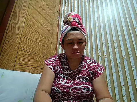 LalaiAsian online show from January 14, 9:48 am