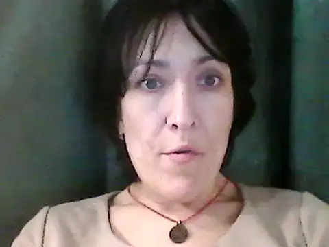 SunnyAmorre online show from February 7, 4:03 pm