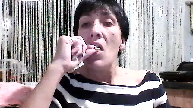 Snapshot of SunnyAmorre chatting on May 23, 7:29 pm SunnyAmorre online show from May 23, 7:29 pm