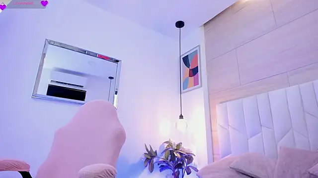 io chie  online show from April 17, 4:04 am