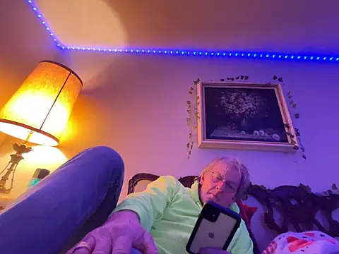 jck1m0t online show from December 9, 4:34 am