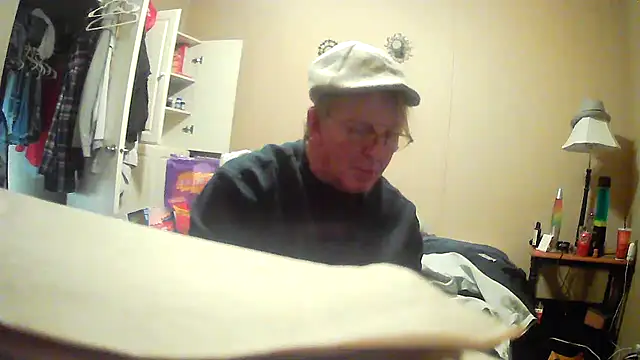 jck1m0t online show from February 3, 1:30 am