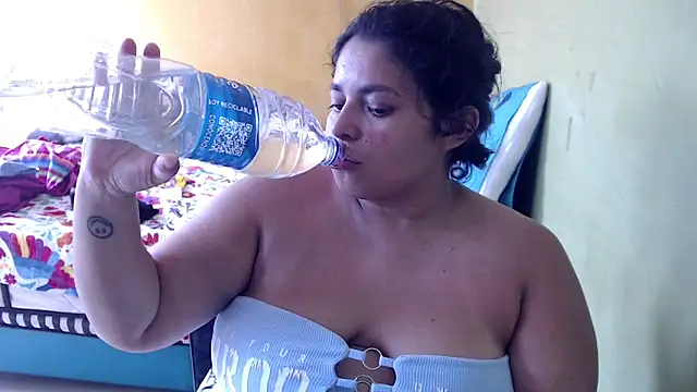 yulieth bbw online show from February 25, 6:50 pm