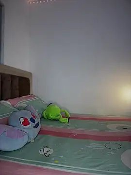 Shara dreams online show from April 7, 11:04 pm