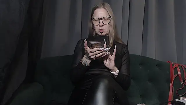 alexandra zaryanova online show from April 25, 9:45 am