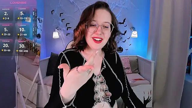 Charmy Gracy online show from October 29, 11:34 am