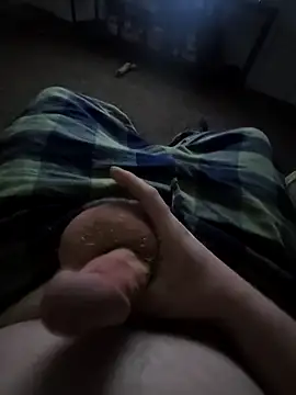 Snapshot of WhiteMeat069 chatting on March 11, 5:27 am WhiteMeat069 online show from March 11, 5:27 am