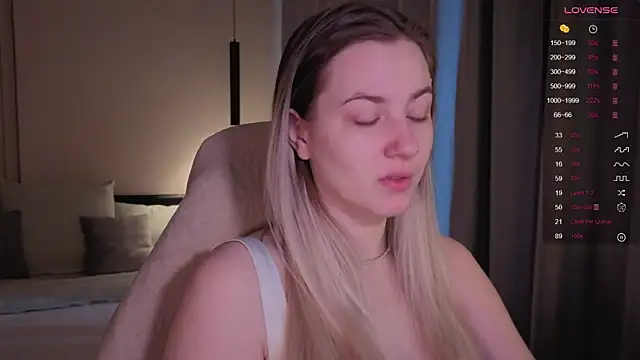 elinanortas online show from December 19, 5:36 am