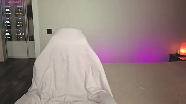 elinanortas online show from July 23, 10:57 am