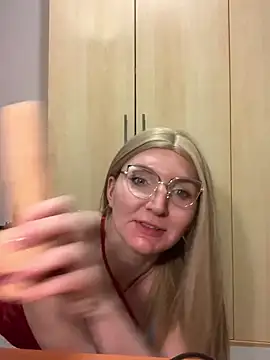 vanda26hot online show from March 15, 9:49 pm