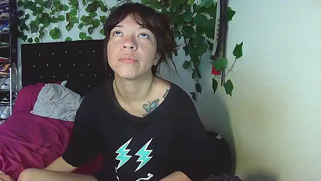 Snapshot of fresa_caliente chatting on December 24, 6:50 pm fresa caliente online show from December 24, 6:50 pm