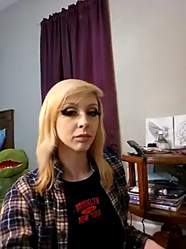 AmethystFoxx online show from March 12, 3:07 pm