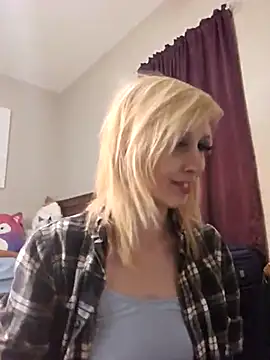 AmethystFoxx online show from March 21, 5:56 pm