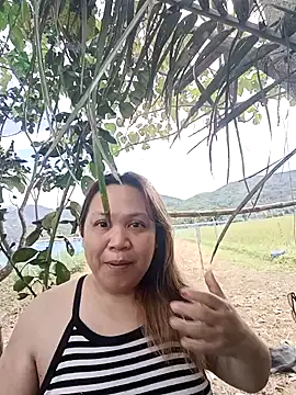 Snapshot of Sweet_asian_kylie chatting on October 29, 4:26 am Sweet asian kylie online show from October 29, 4:26 am