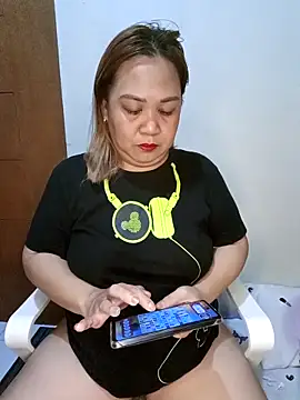 Sweet asian kylie online show from March 20, 6:46 pm