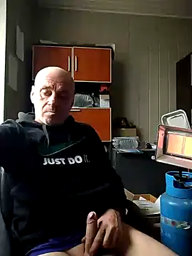 Snapshot of wilkalfa chatting on January 28, 10:12 am wilkalfa online show from January 28, 10:12 am