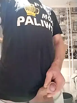 Snapshot of wilkalfa chatting on February 13, 5:37 am wilkalfa online show from February 13, 5:37 am