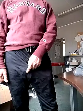 Snapshot of wilkalfa chatting on October 30, 7:10 am wilkalfa online show from October 30, 7:10 am