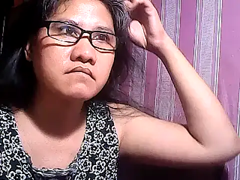 sweetsosie18 online show from March 22, 1:22 am