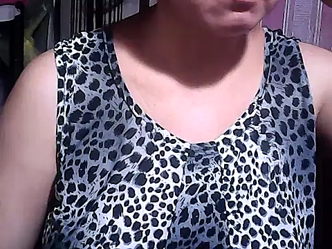 sweetsosie18 online show from November 14, 7:18 am