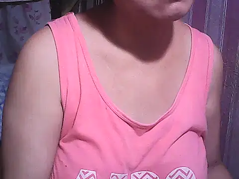 sweetsosie18 online show from November 17, 3:01 am