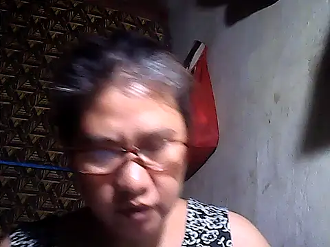 sweetsosie18 online show from May 31, 12:52 am