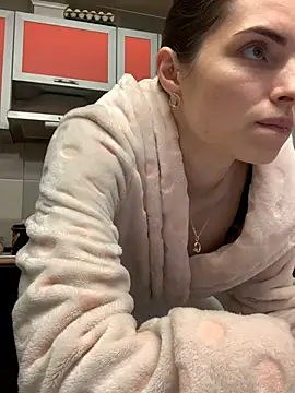 SeducingYoghourt online show from January 3, 4:48 pm