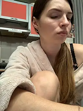 SeducingYoghourt online show from January 28, 4:19 pm