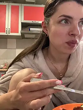 SeducingYoghourt online show from March 24, 11:48 am