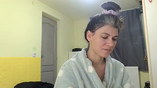 Snapshot of MercyLove chatting on February 26, 2:38 pm MercyLove online show from February 26, 2:38 pm