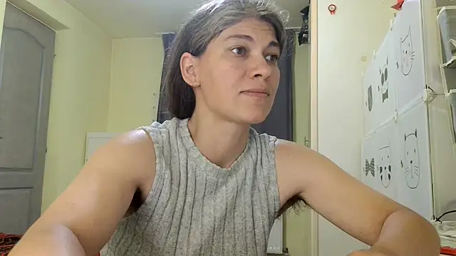 Snapshot of MercyLove chatting on June 19, 5:28 pm MercyLove online show from June 19, 5:28 pm