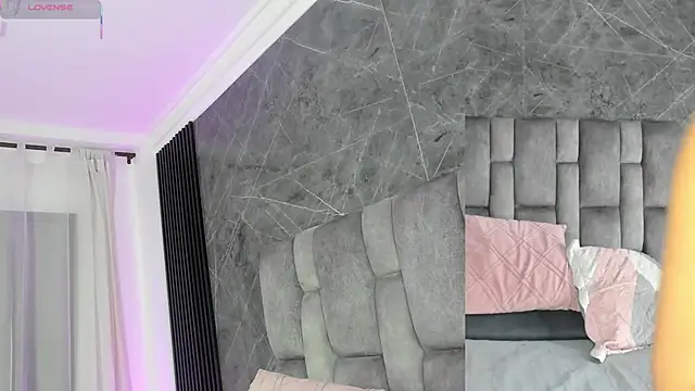 emily fox1 online show from October 8, 12:03 pm