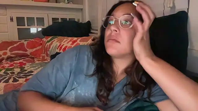 dreamyriri online show from April 4, 3:05 am