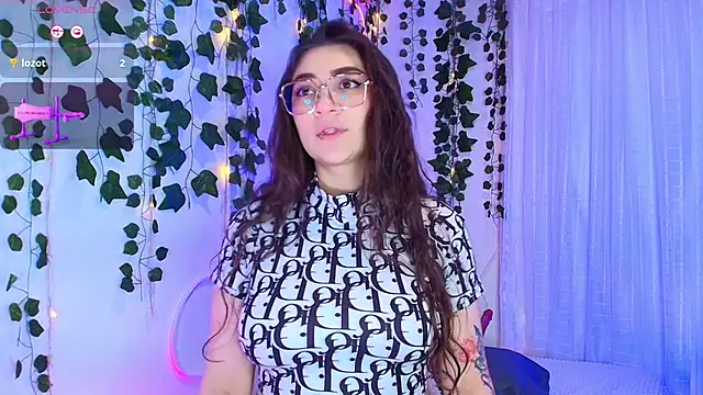 Samii Evans online show from November 18, 1:33 am