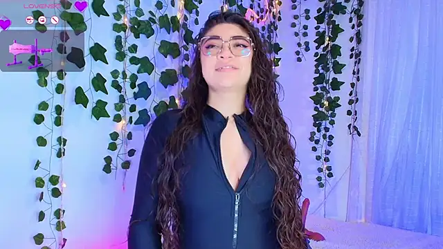 Samii Evans online show from December 19, 1:12 am