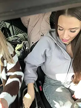 Emma Catt online show from April 15, 3:24 am