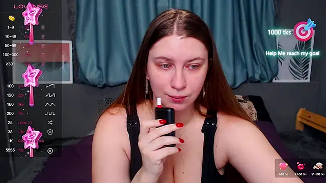 Snapshot of LiyaSilve chatting on December 20, 1:03 am LiyaSilve online show from December 20, 1:03 am