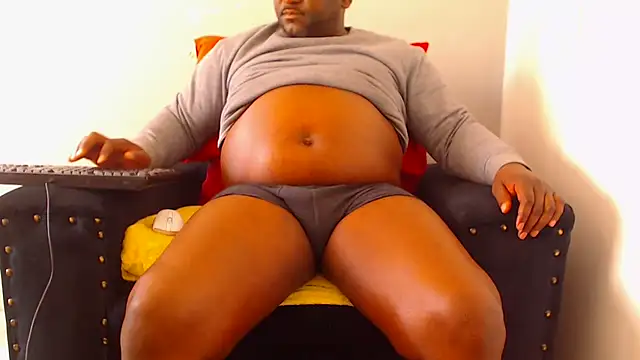 zuluboyxx online show from July 23, 7:06 am