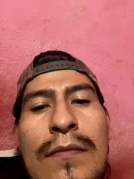 Snapshot of duggan12 chatting on September 19, 2:02 am duggan12 online show from September 19, 2:02 am