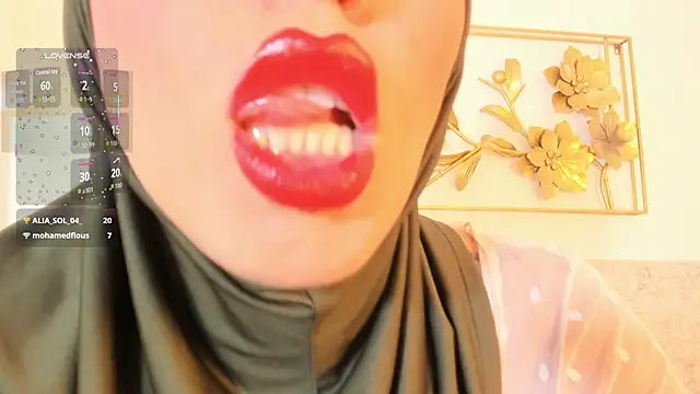 Snapshot of hanajameela chatting on January 6, 11:47 am hanajameela online show from January 6, 11:47 am