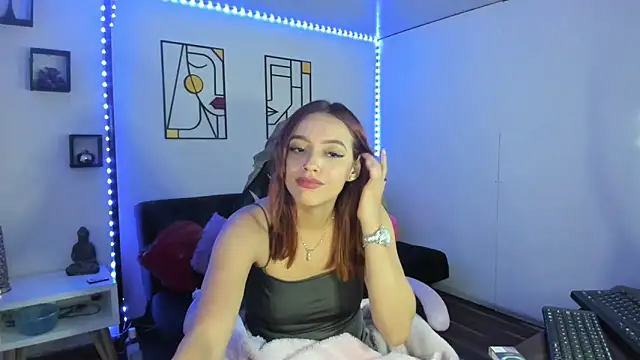 Snapshot of kay_marie chatting on January 7, 6:38 am kay marie online show from January 7, 6:38 am