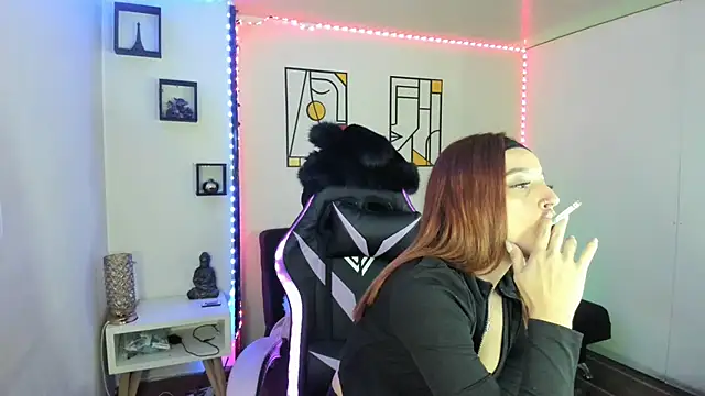 Snapshot of kay_marie chatting on March 7, 8:00 pm kay marie online show from March 7, 8:00 pm